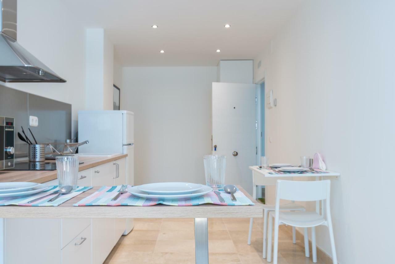 מאלגה Apartamentos Miraflores מראה חיצוני תמונה
