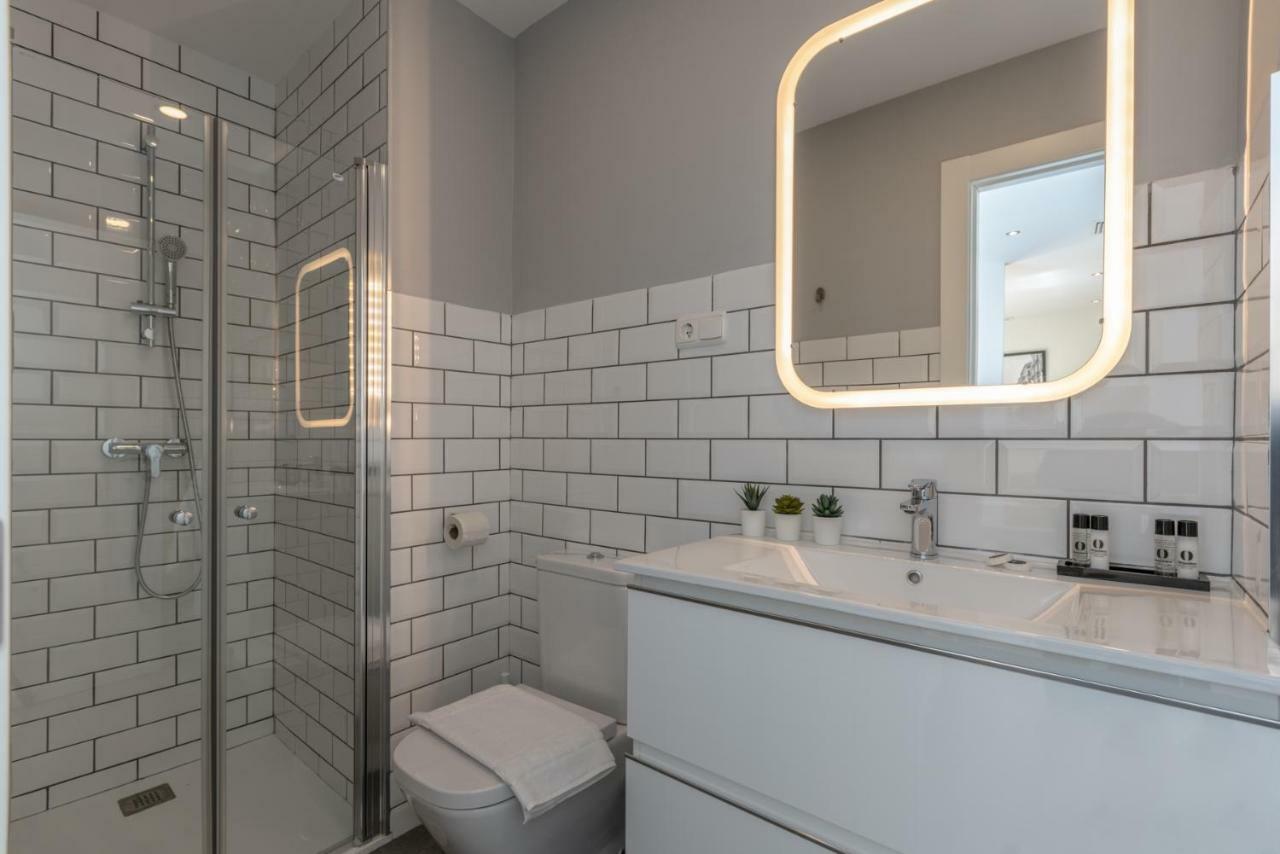 מאלגה Apartamentos Miraflores מראה חיצוני תמונה